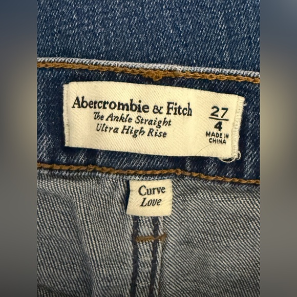 Abercrombie Curve Love Ultra High Rise Ankle Straight Jean Dark Wash Size 27 - 4 - Picture 11 of 14